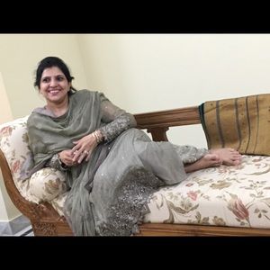 Meet your Posher, Syeda